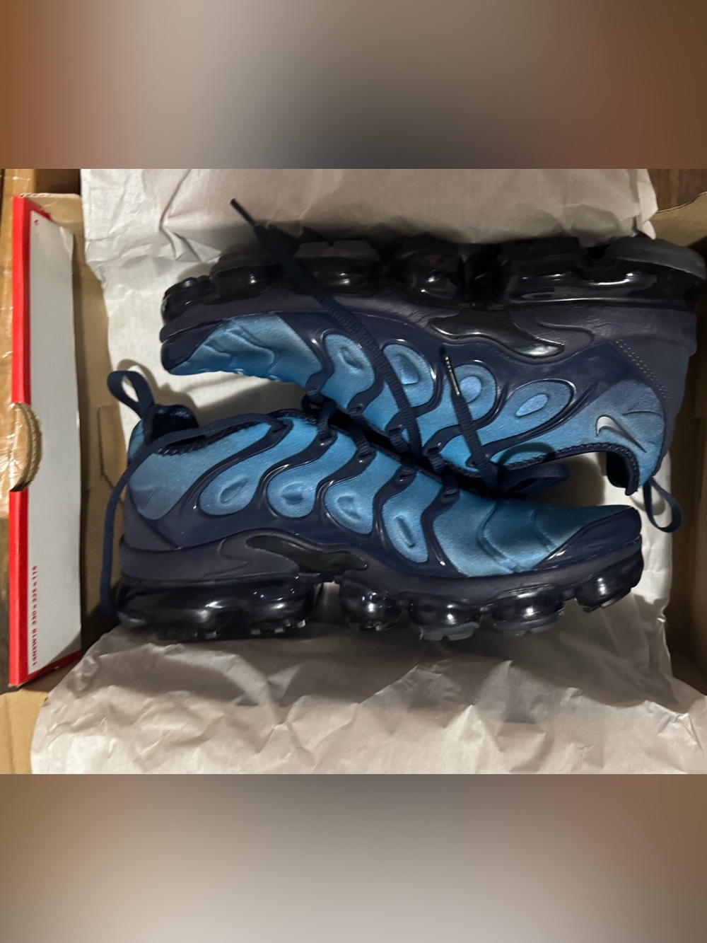 Men Athletic Sneakers in Navy and Light Blue